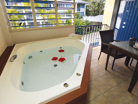 Oaks Lagoons - Accommodation Sydney 2