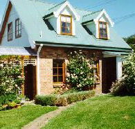 Conmel Cottage - Sydney 4u
