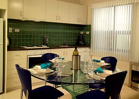 The Charles Robbins - Accommodation Sydney 0
