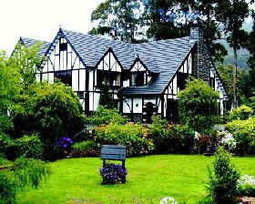 Fox And Hounds Inn - Accommodation Sydney 0