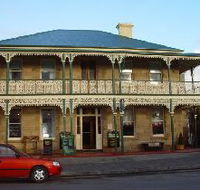Richmond Arms Hotel - The - Accommodation Sydney