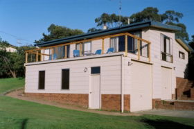 Three Peaks Holiday Rentals - Sydney 4u 0