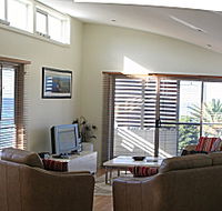 Paradise House - Sydney 4u