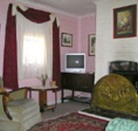 Hollyhock Cottage - Accommodation Sydney