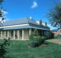 Strathmore Colonial Accommodation - Sydney 4u