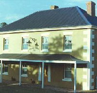 Wilmot Arms Inn - Accommodation Sydney