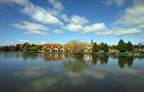 Grindelwald TAS Accommodation Sydney