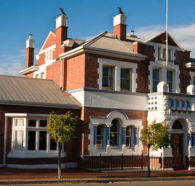 Old Bank BB - Sydney 4u