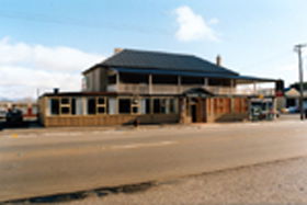 Campbell Town Motel And Bistro - Sydney 4u 0