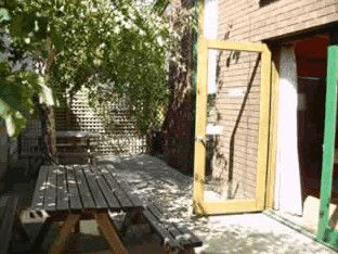 St Helens Backpackers - Sydney 4u 2