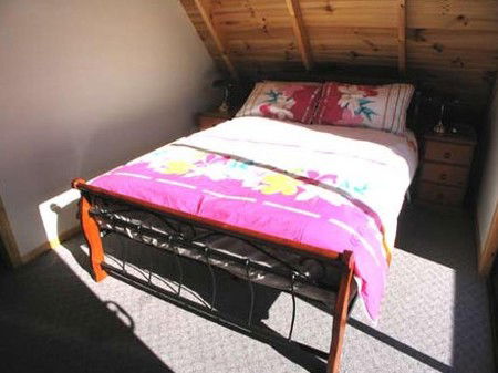 Four Seasons Holiday Cottages - Sydney 4u 3