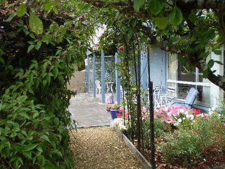 Rocking Horse Cottage - Accommodation Sydney 5