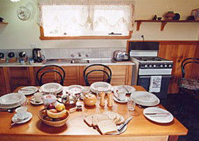 Touchwood Cottages - Accommodation Sydney 4