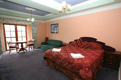 Hatchers Richmond Manor - Accommodation Sydney 1