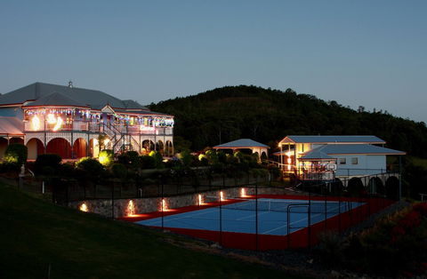 Jacaranda Creek Farmstay And Bed And Breakfast - Sydney Resort 1