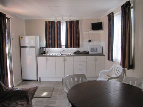 Palm Beach Caravan Park - Sydney 4u 2