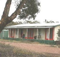 Christmas Tree Cottage - Accommodation Sydney