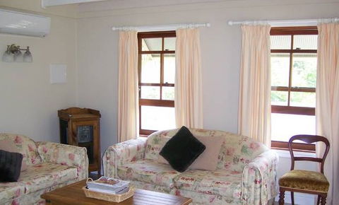 Hillcrest Cottage - Sydney 4u 2