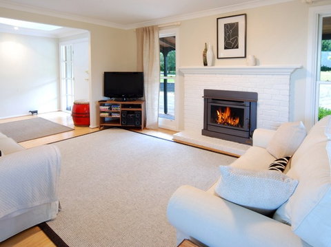 Grovebrook Farm - Accommodation Sydney 3