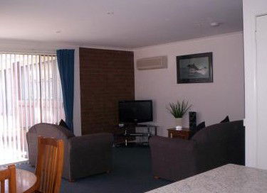 AnchorBell Holiday Apartments - Sydney 4u 3
