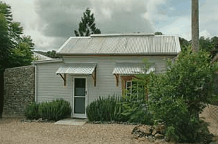 Mavis's Kitchen and Cabins - Accommodation Sydney