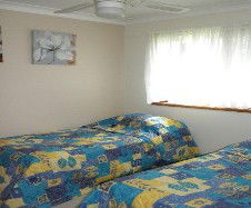 Aunty Mels Dog Friendly Holiday Cottage - Sydney 4u 2