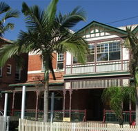 Maclean Hotel - Sydney 4u