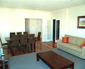 94 Fitzroy Street - Sydney 4u 1