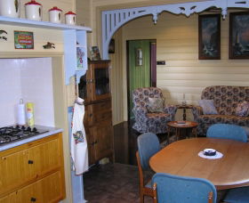 Ivy Cottage - Sydney 4u 2