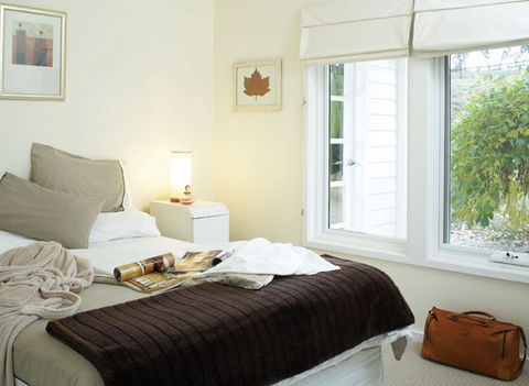 Andreas White House - Sydney 4u 0