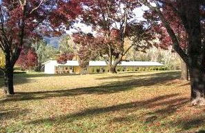 Talbingo Mountain Retreat - Sydney 4u 4