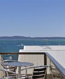 Magnus Street Treetops - Accommodation Sydney 2