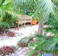 Azura Beach House Bed and Breakfast - Sydney 4u