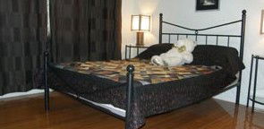 Artisans ...on The Hill Bed And Breakfast - Sydney 4u 2