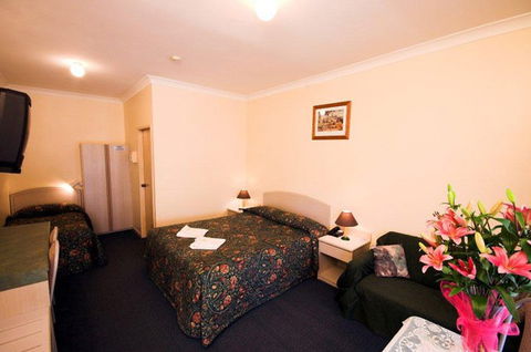 Midlands Motel - Accommodation Sydney 0