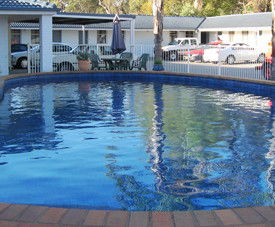 The Coach House Hotel Motel - Sydney 4u 1