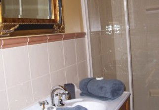 The Church House B And B - Accommodation Sydney 3