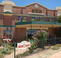 The Rio Holiday Apartments and Theatre - Sydney 4u