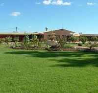 Newell Motor Inn - Sydney 4u