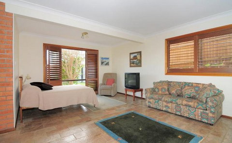 Baileys, Gerringong - Accommodation Sydney 2