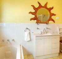 Burra by the Beach - Accommodation Sydney