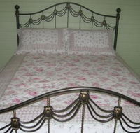 Camelot Retreat - Sydney 4u