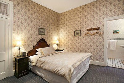 The Old George And Dragon Guesthouse - Sydney 4u 3