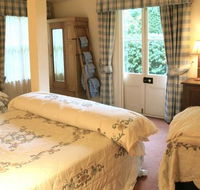 Capers Guesthouse and Cottage - Sydney 4u