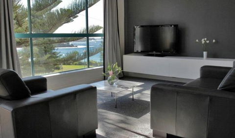 AeA The Coogee View Beachfront Serviced Apartments - Sydney 4u 3