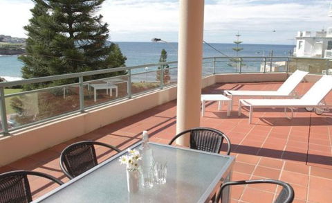 AeA The Coogee View Beachfront Serviced Apartments - Sydney 4u 4