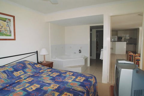 Bargara Blue Resort - Sydney 4u 5
