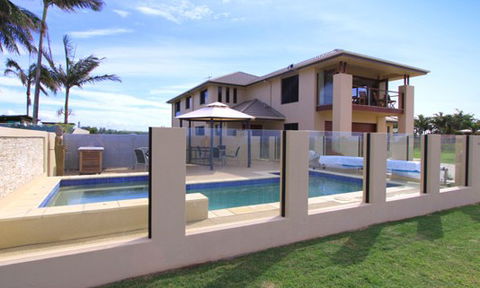 Ocean Paradise Holiday House - Sydney 4u 5