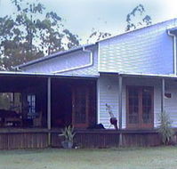 Tin Peaks Bed and Breakfast - Sydney 4u