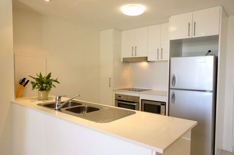 Agnes Water Beach Club - Sydney 4u 1